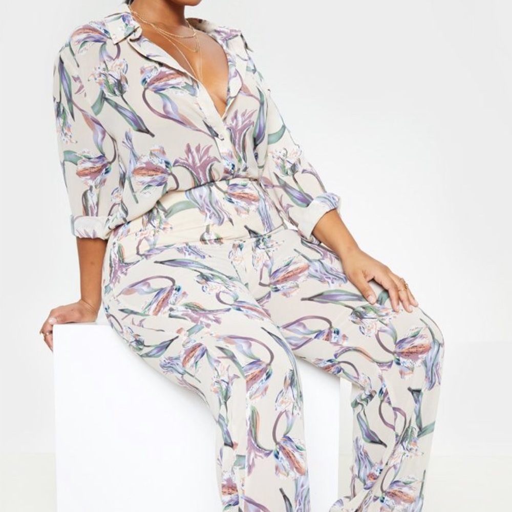 ***NWT*** Dusty Pink Satin Two piece set